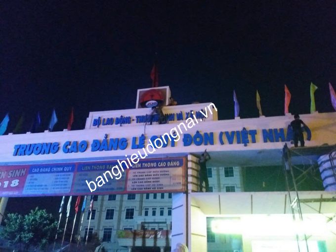 Thi công chữ nổi mica led âm trường Lê quý Đôn Biên Hòa, ĐỒNG nAI
