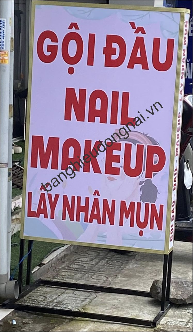 Làm bảng hiệu hộp đèn quảng cáo tại Biên Hòa