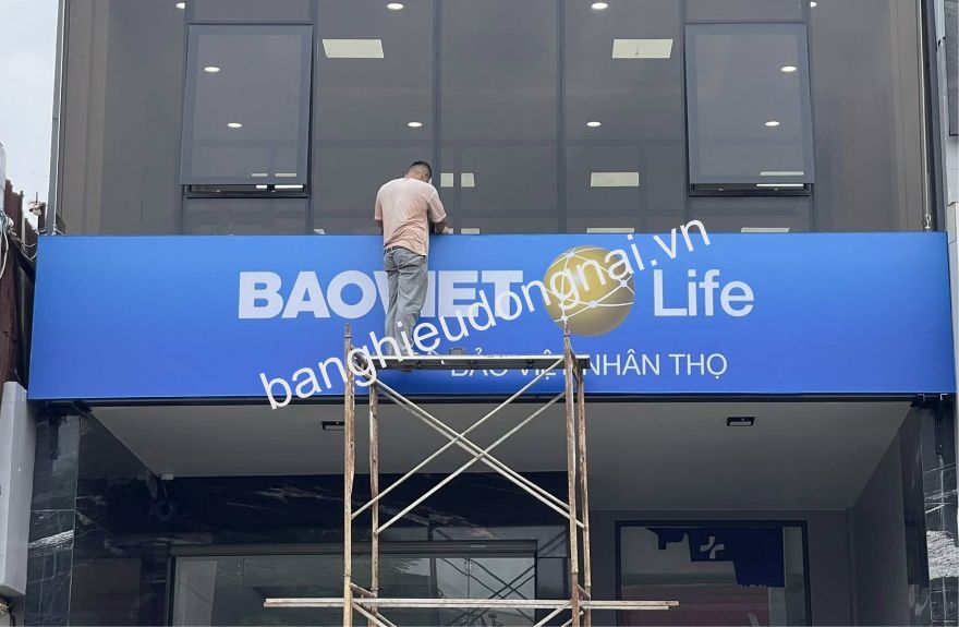 Làm bảng hiệu quảng cáo tại Long Khánh