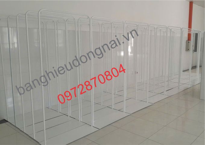 standee chân đế vuông tại Biên Hòa