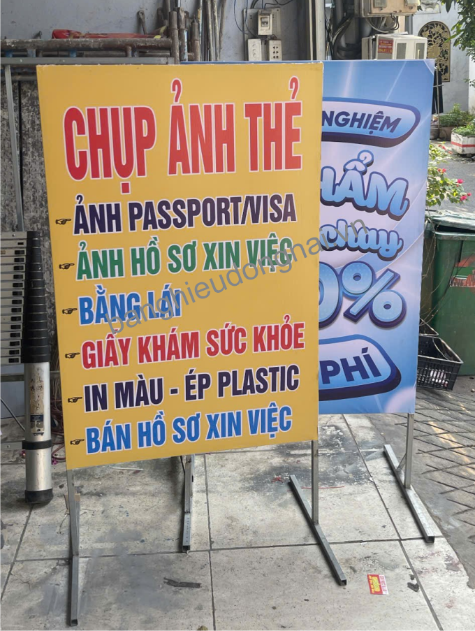 bảng hiệu có hiflex có chân tại long bình