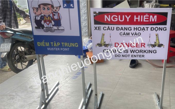 Báo giá biển báo công trình tại bến cát