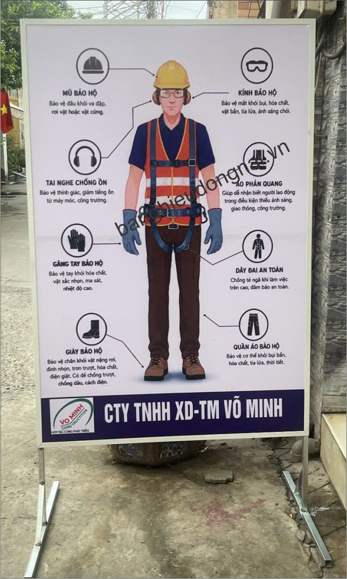 Biển báo an toàn bến cát
