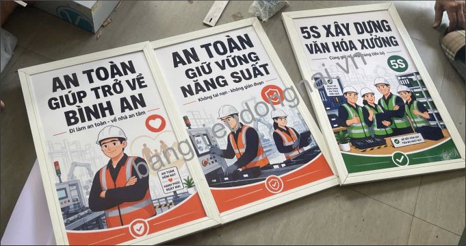 biển báo công trình tôn bình dương
